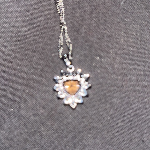 Australian White and Golden Crystal Silver Plated on Chain - Picture 5 of 6